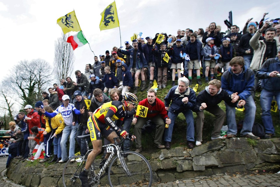 Twee weken voor de doortocht van de Ronde van Vlaanderen stijgt de wielerkoorts al.