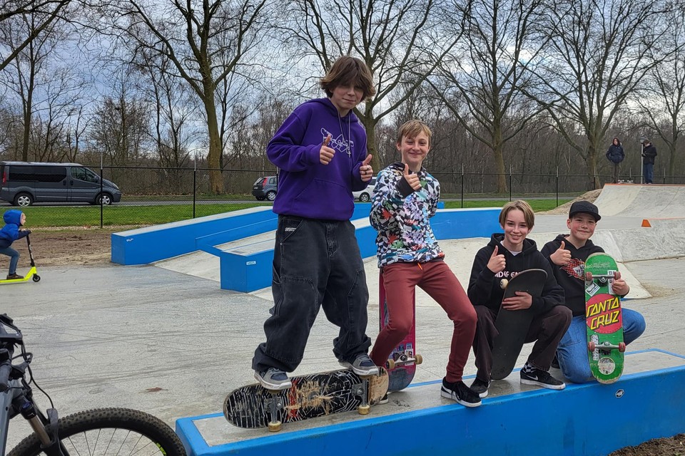 Deze jongeren waren er als eersten bij om het park uit te testen: Neeka, Jens, Jarno en Indy.