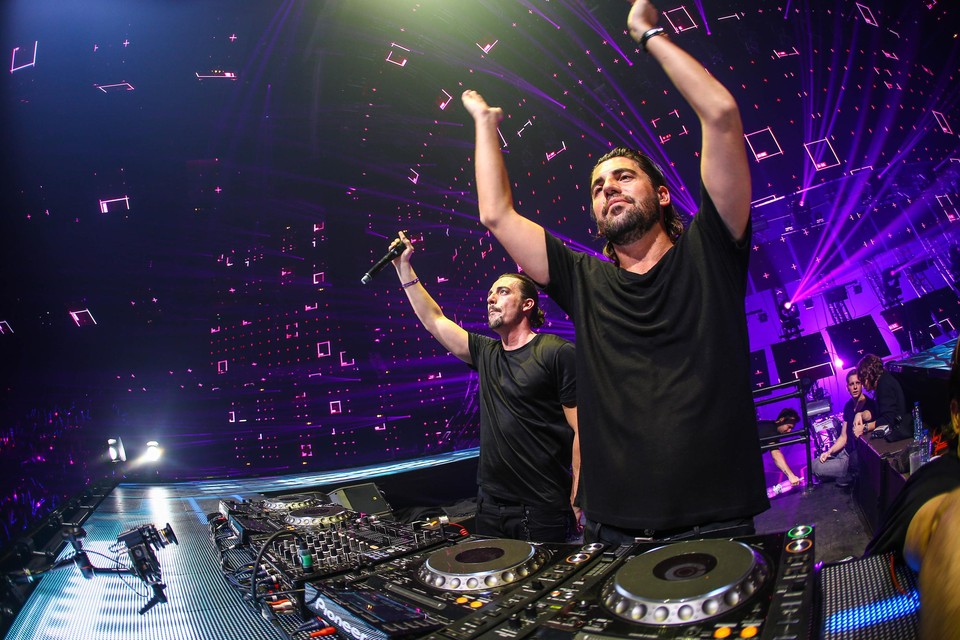 Eric Goens trad in het spoor van Dimitri Vegas en Like Mike voor de gelijknamige documentaire. 