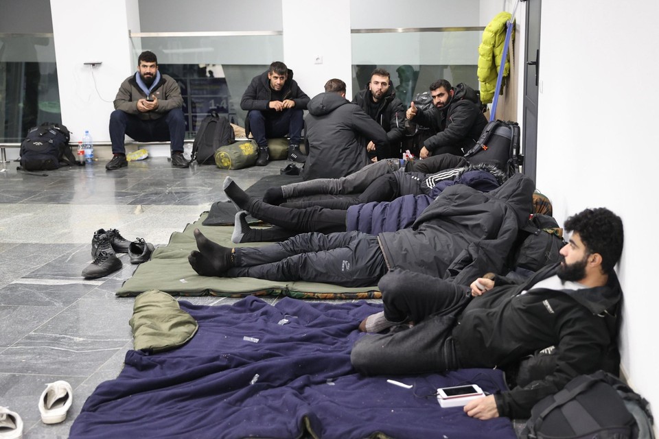 De migranten wachtten in Minsk urenlang op het vliegtuig 