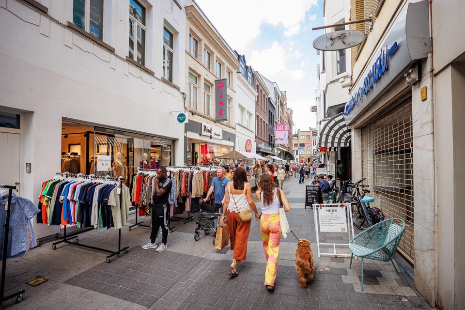 In het centrum van Mechelen worden dit weekend weer heel wat shoppers verwacht.