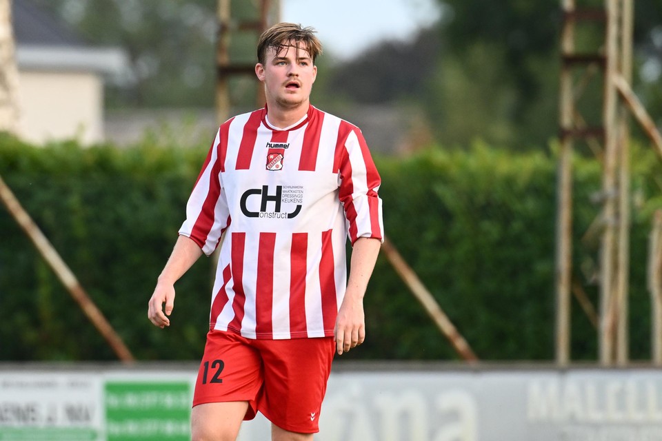 Cedric Van Cleemputte (FC Assenede) scoorde vanop de stip zijn tweede doelpunt van het seizoen: “Na de rode kaart van Sleidinge misten we de maturiteit en het overzicht om nog veel kansen te creëren.” 
