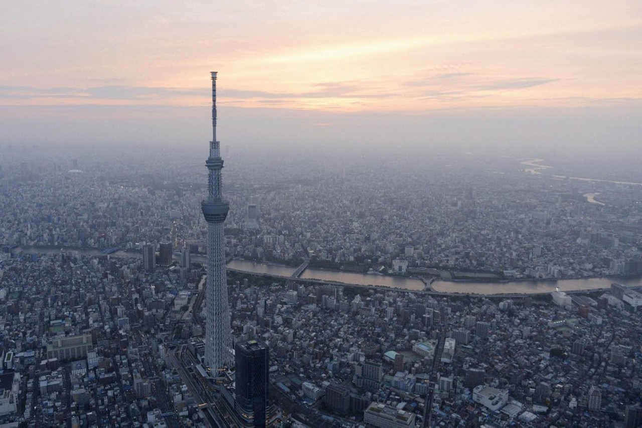 FOTOSPECIAL. Hoogste zendmast ter wereld geopend in Tokio | Het Nieuwsblad  Mobile