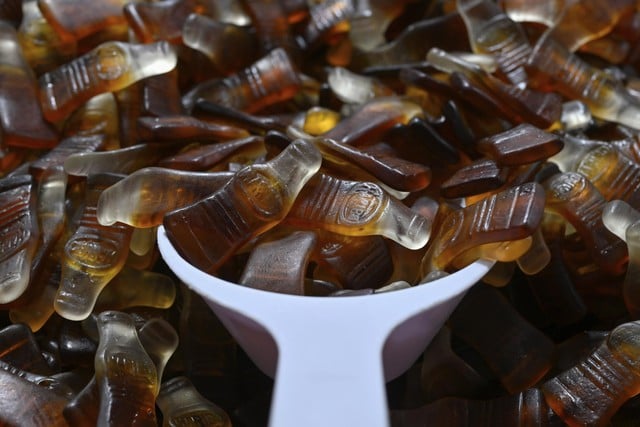 Cannabis aangetroffen in Haribo-snoep in Nederland | Het Nieuwsblad Mobile