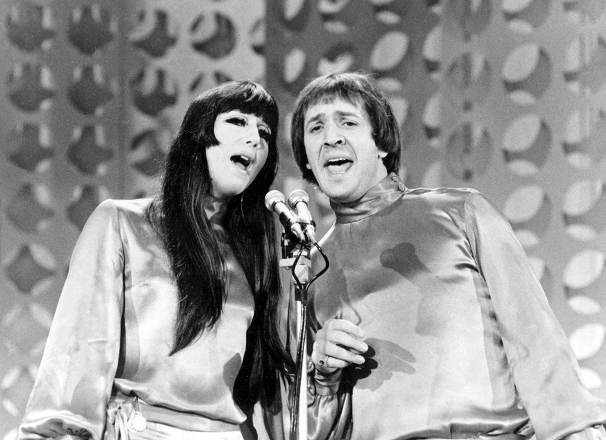 Cher en Sonny als zangduo.