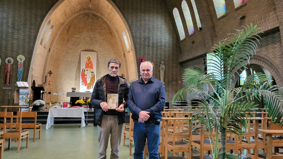 Parochianen als Marc Verswyfel en Piet Dijkmans probeerden het stadsbestuur met hun boekje ‘de kerk als haven’ op andere ideeën te brengen en de kerk geen nevenbestemming te geven.