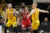 thumbnail: Desonta Bradord and the Giants have to fight against Oostende tonight in the Lotto Arena.