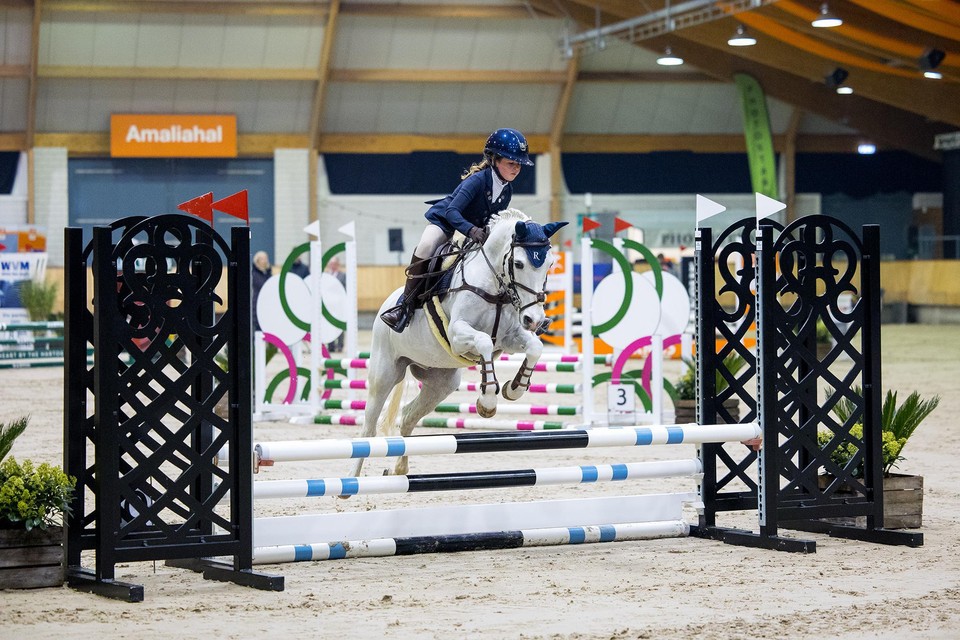 Valerie nam aan het Nederlands kampioenschap deel met pony Hamtaro.