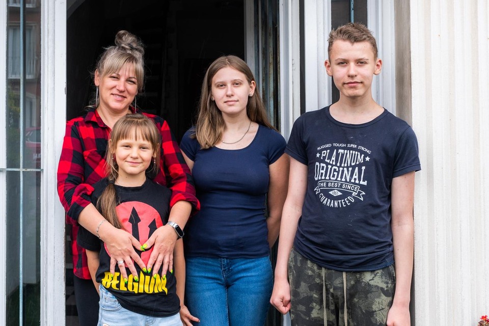 Ook Alexandra Yurkevych (39) overweegt geen snelle terugkeer met haar gezin naar Oekraïne. 