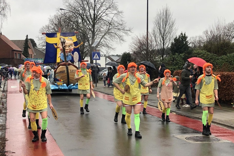 De carnavalsstoet van zondag 27 februari van Toeten of Blazen in Vosselaar is afgelast door de onzekere coronasituatie. 