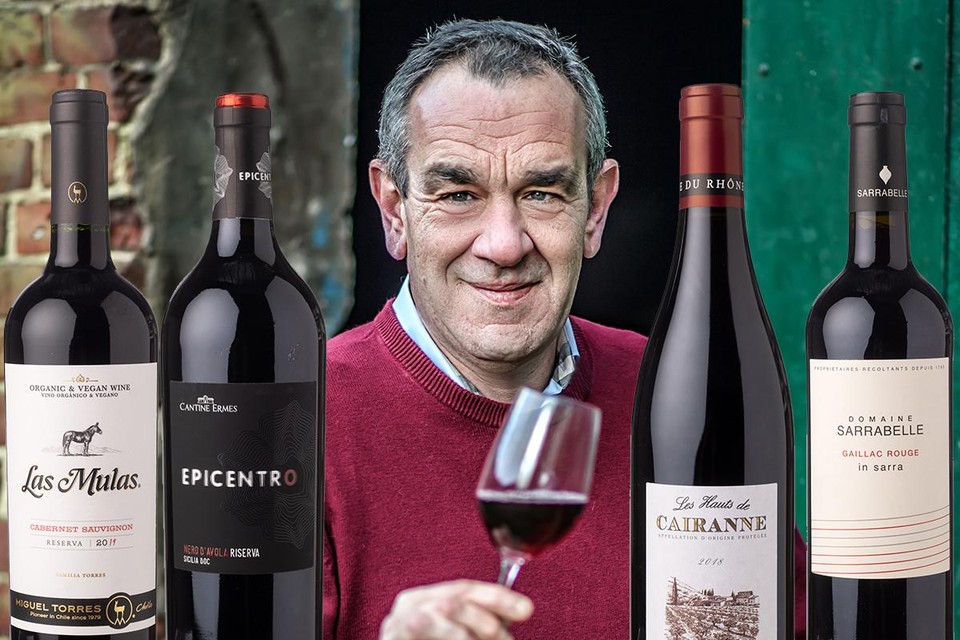 Specimen ik luister naar muziek Verzorger Onze wijnkenner Alain Bloeykens selecteert vier flessen rode wijn voor bij  de eerste barbecue | Het Nieuwsblad Mobile