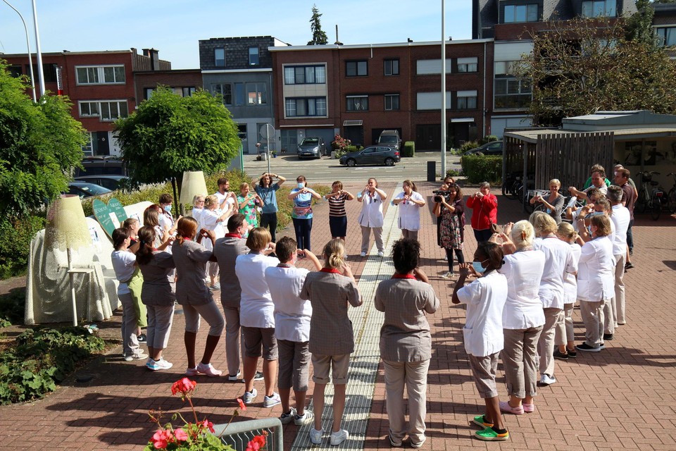 Het personeel van Immaculata kreeg de goedkeuring van de directie om deel te nemen aan de actie.