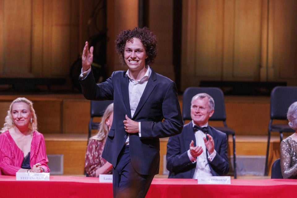 Dutchman Nikola Meeuwsen wins Queen Elisabeth competition for piano