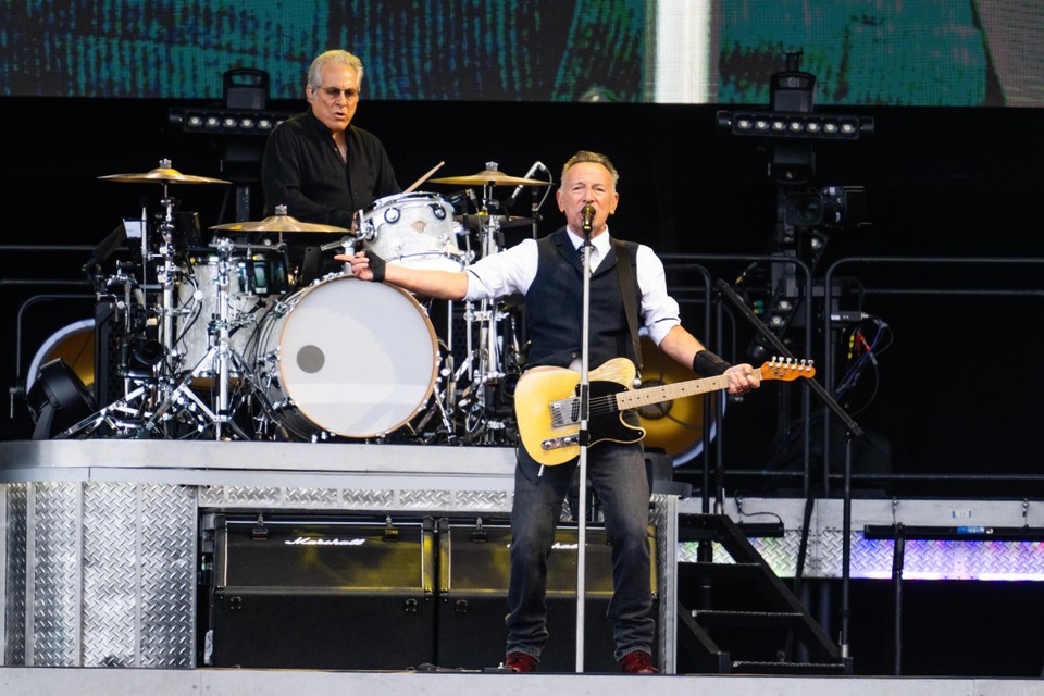 The Boss has landed: Bruce Springsteen trapt zijn concert op Werchter-weide op gang - Het Nieuwsblad
