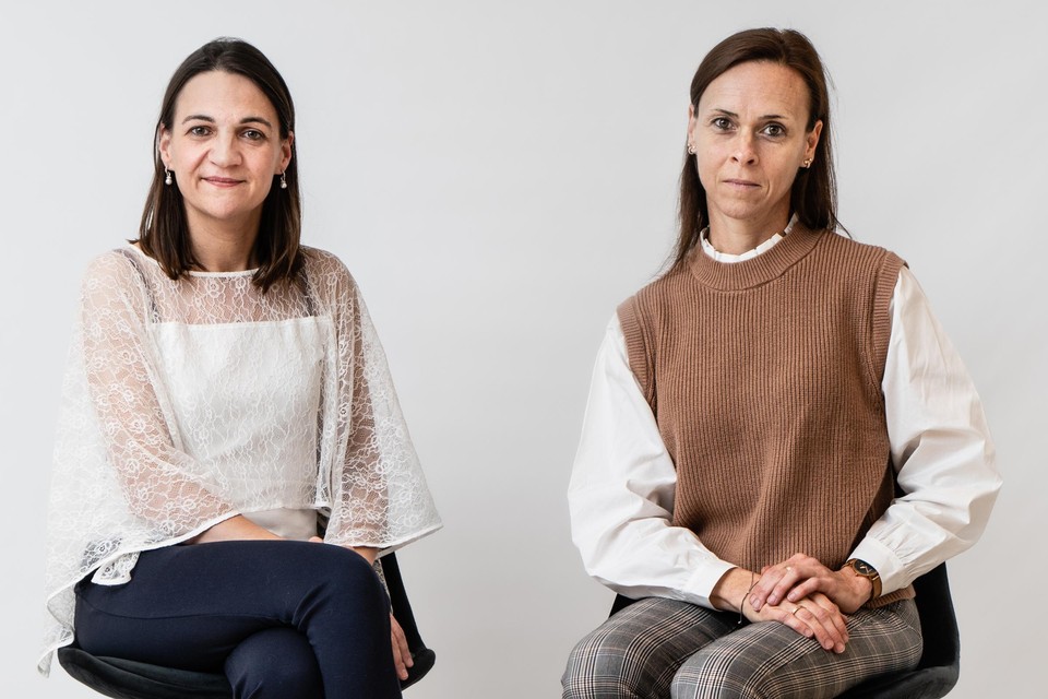 Moïra Mikolajczak en Isabelle Roskam.