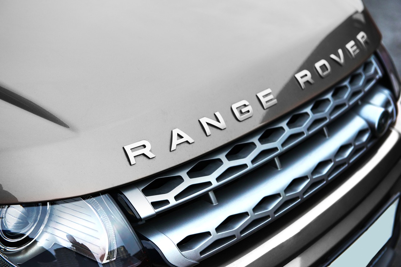overzien regio Regan Medewerker Hof van Cleve is Range Rover kwijt nadat hij weer onder invloed  rijdt | Het Nieuwsblad Mobile
