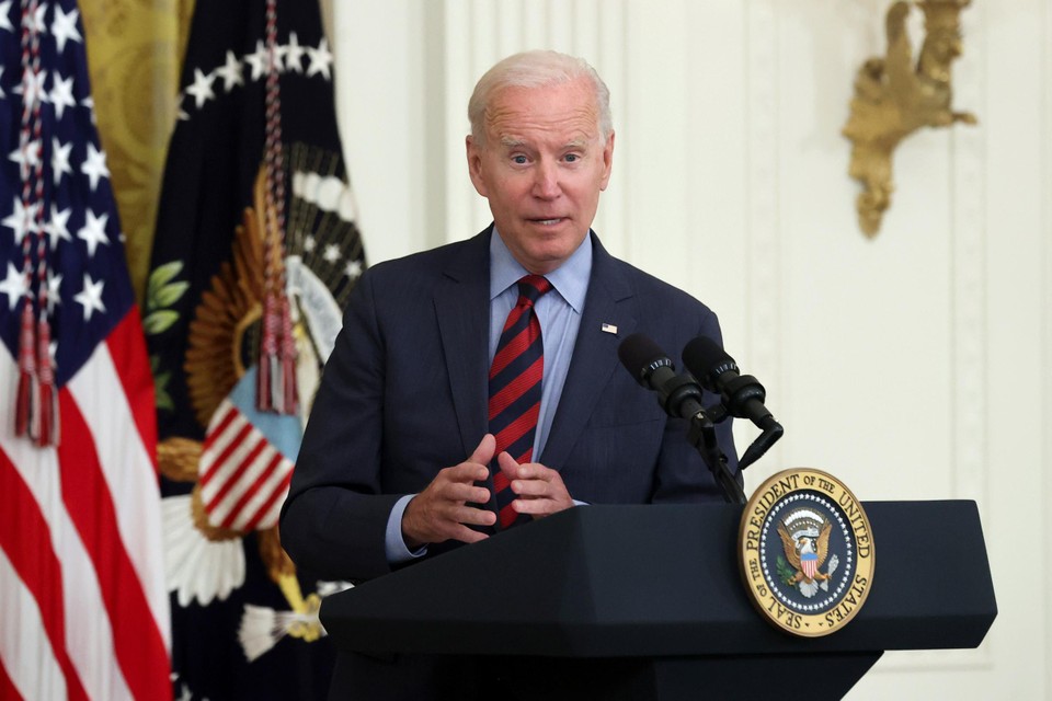 Ook Biden vindt dat de Democratische gouverneur moet opstappen.