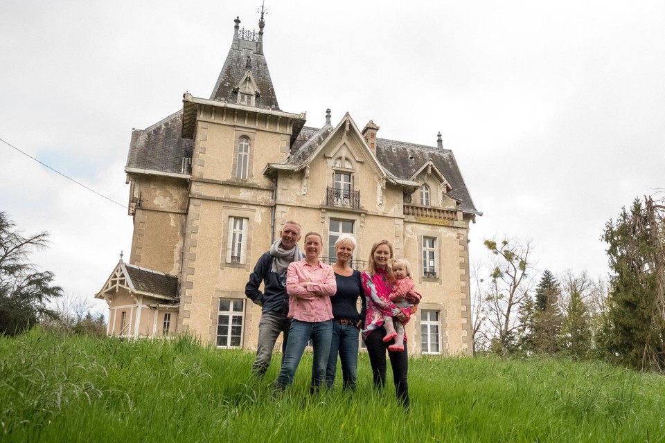 Het kasteel waarin het succesvolle werd opgenomen, raakt maar niet verkocht.