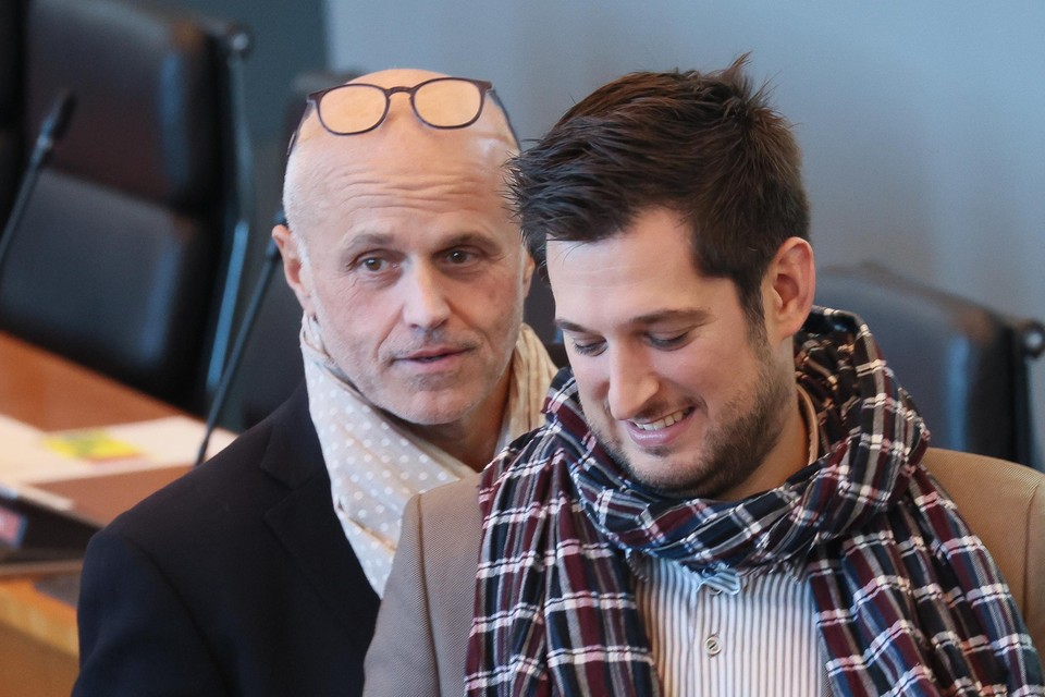 Waals minister van Begroting Adrien Dolimont (rechts) 