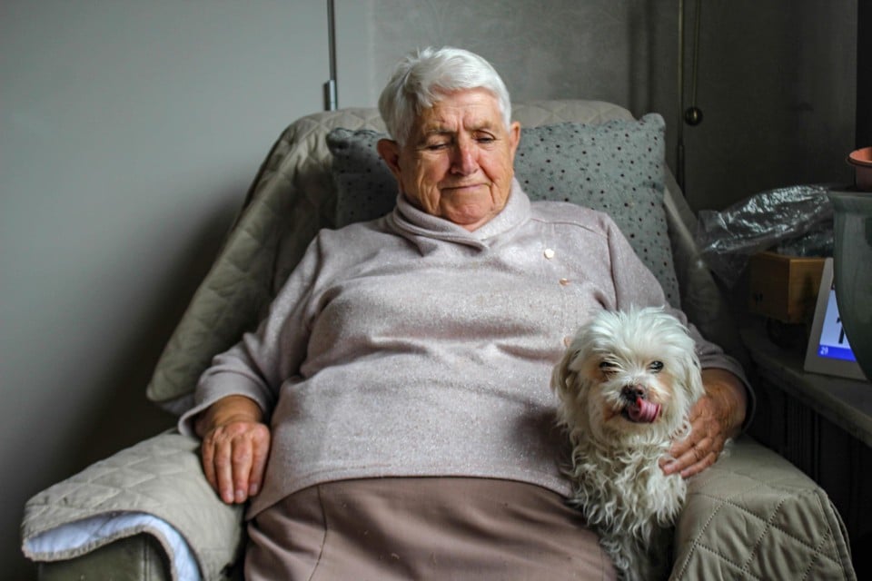 Anita, with dog Bobke, wants to warn others not to fall into the same fall.