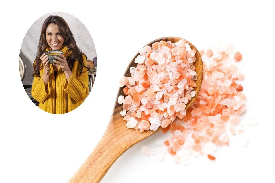 Timing is alles: Sandra Bekkari legt uit op welk moment je zout moet strooien op je ingrediënten. 