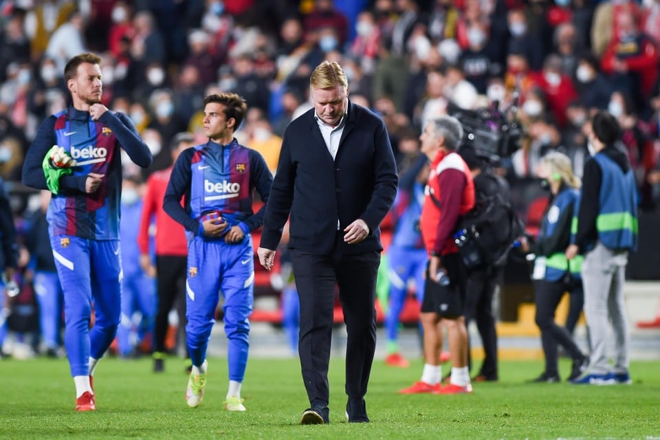 Ronald Koeman was iets langer dan een jaar aan de slag bij Barcelona. Een succes werd het niet, maar armer is de Nederlander er niet van geworden.