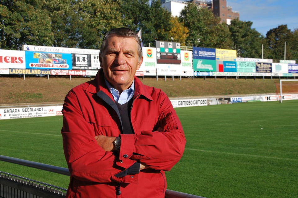 André Van Maldeghem enkele jaren geleden in het stadion van SK Deinze.