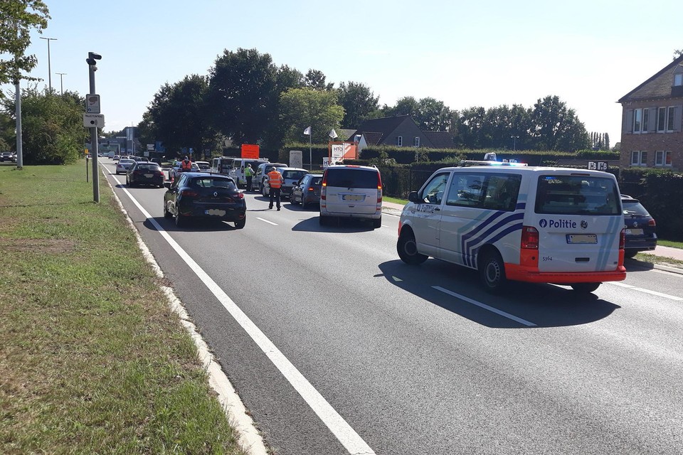De politie regio Turnhout en de Vlaamse Belastingdienst hielden samen een verkeerscontrole in Turnhout.