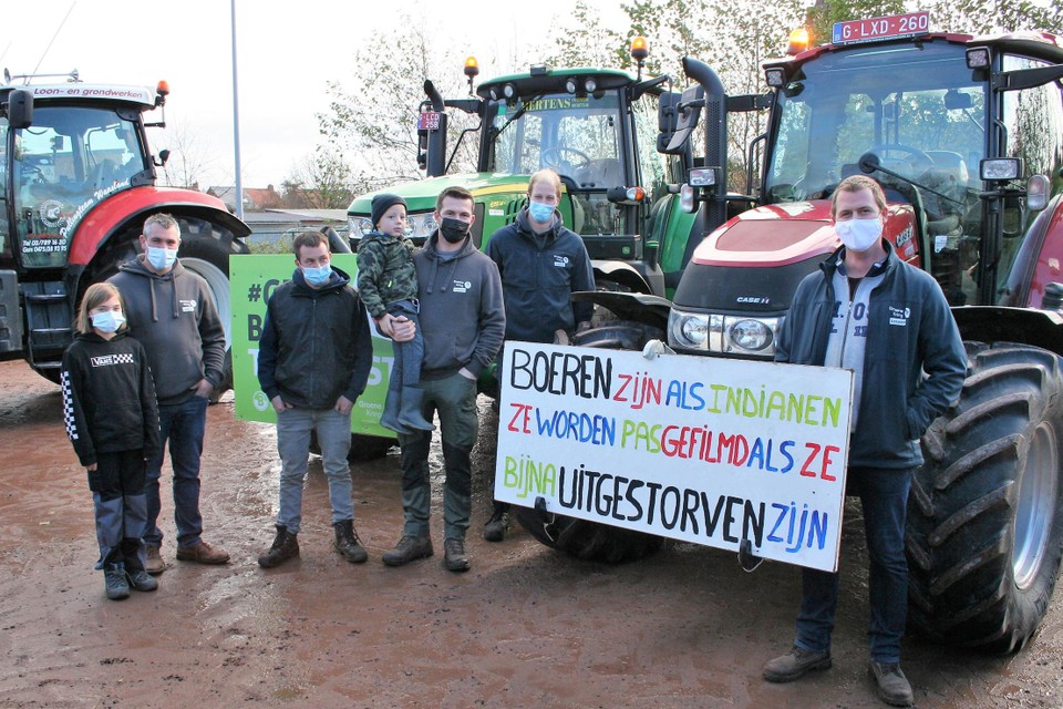 Een ruime delegatie van de Lokerse Groene Kring nam ook deel aan de protestrit.