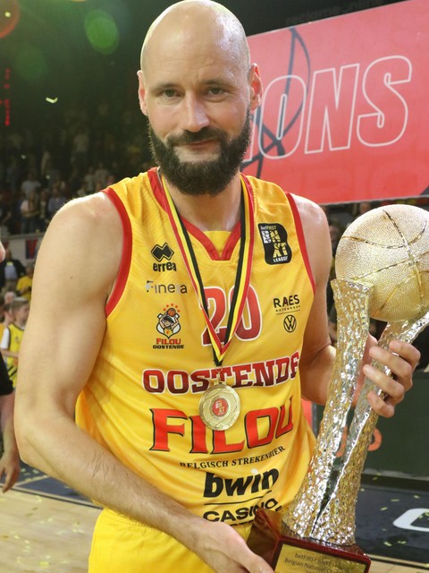 Captain Dusan Djordjevic retires with his twelfth title in a row.
