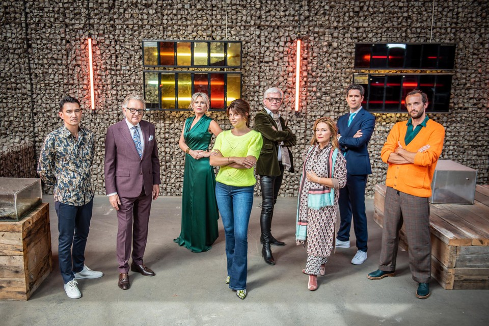 Evy Gruyaert en haar zeven dealers beginnen op 1 februari aan het zesde seizoen van ‘Stukken van mensen’. 