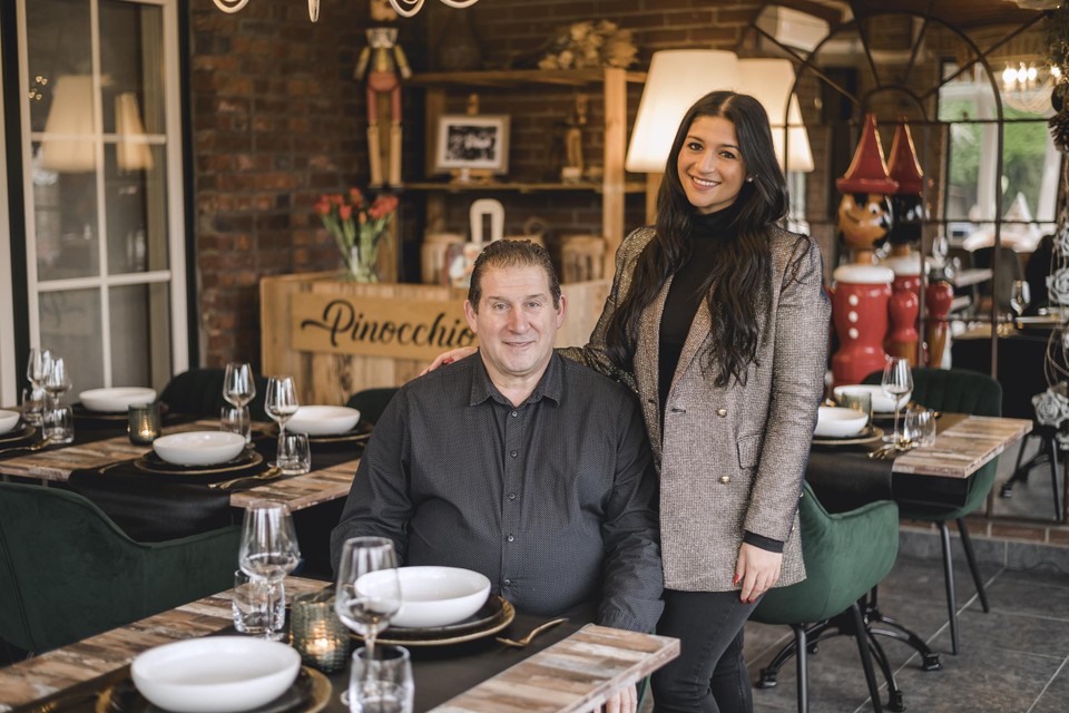 Pino en zijn dochter Claudia Guarraci gaan voorlopig iedere zaterdag in hun woonst in de cité Italiaanse specialiteiten serveren. 