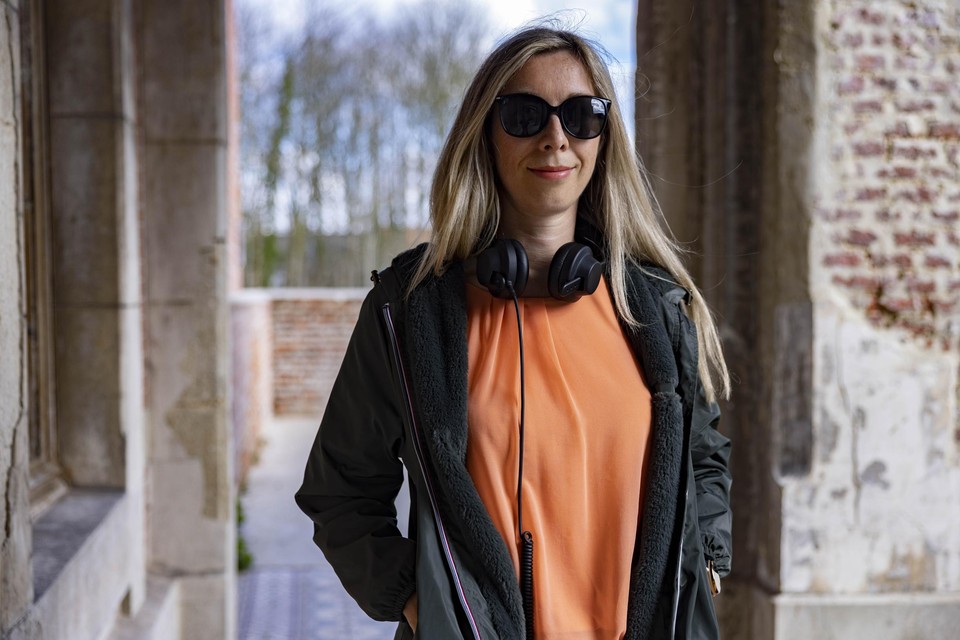 Sofie Meyers staat deze zomer als dj Some op het podium bij Tomorrowland.
