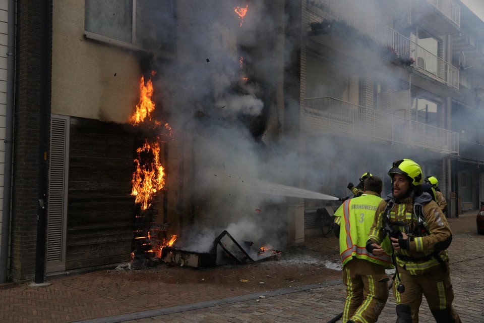 Heavy fire in the apartment building in Waasmunster: arson not excluded (Waasmunster)
