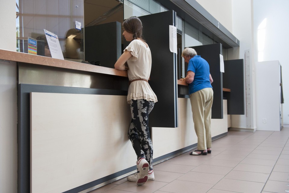 Documenten ophalen aan de balie van een gemeentehuis, straks verleden tijd?