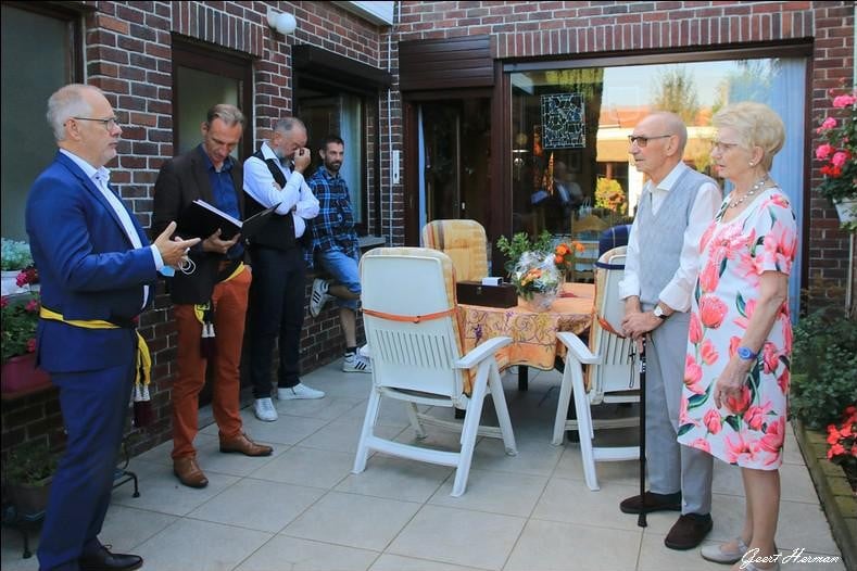 Schepenen Raman en De Sutter namen de honneurs waar