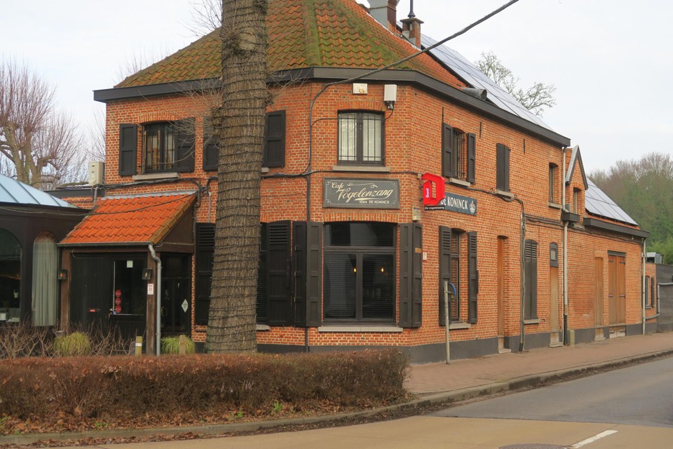 De Vogelenzang is een populaire horecazaak op de grens van ‘s-Gravenwezel en Wijnegem.
