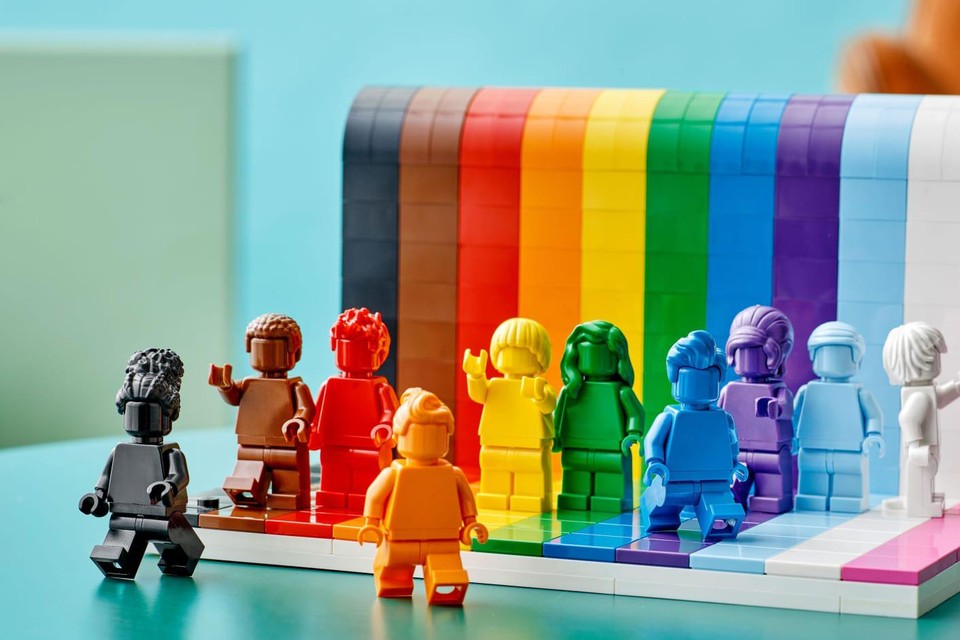 Lego brengt een LGBTQ+-speelgoedset uit.  