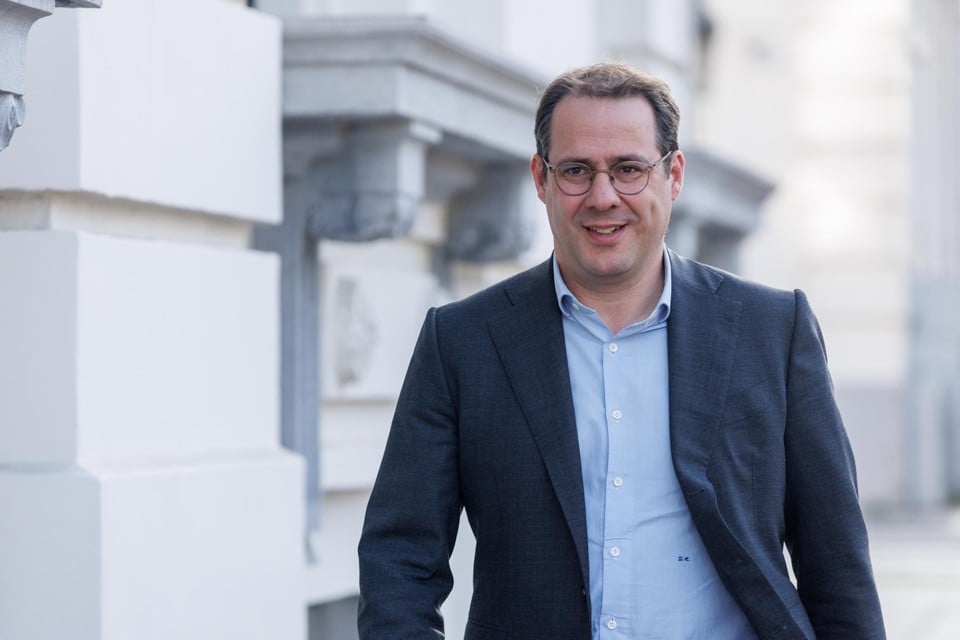 Unions and employers do not agree on rise wages, Minister of Work Clarinval has to adhere