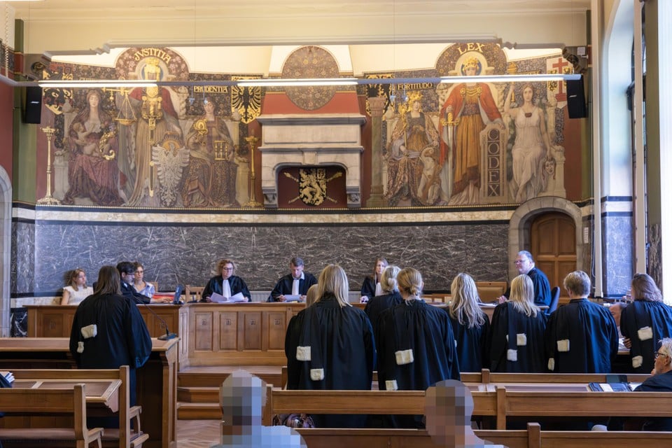 Case of ‘Master Thijs’ immediately postponed: « Incomprehensible, now the school gets all those questions again on 1 September » (Geraardsbergen)