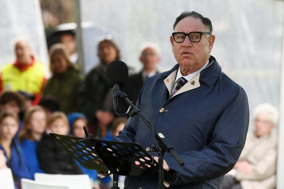 Amerikaans ambassadeur Adler.