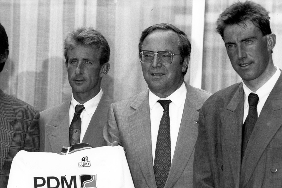 Rudy Dhaenens (links) en Dirk De Wolf (rechts) stonden in 1990 samen op het podium in Japan.