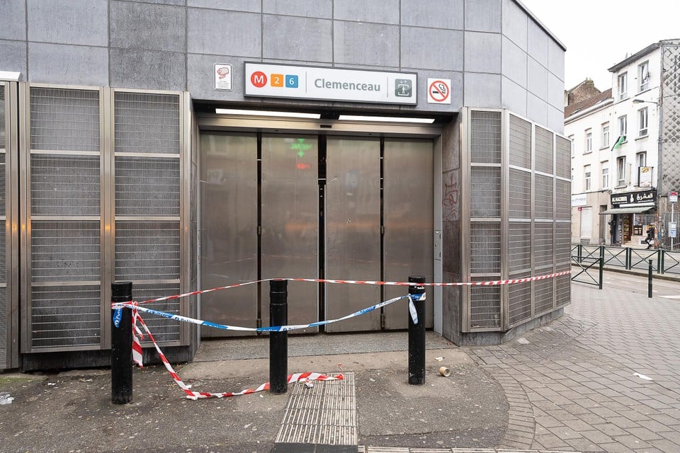 Dealers earned up to 2,500 euros a week, but those who were suspected of theft were horribly punished: up to eight years in prison for leaders Clemenceau gang (inland)