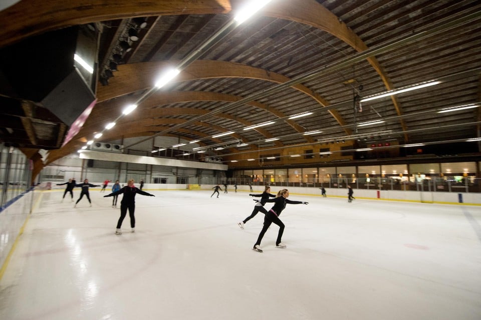 De schaatsbaan in de Otterstraat maakte enkele jaren geleden plaats voor een binnenspeeltuin.