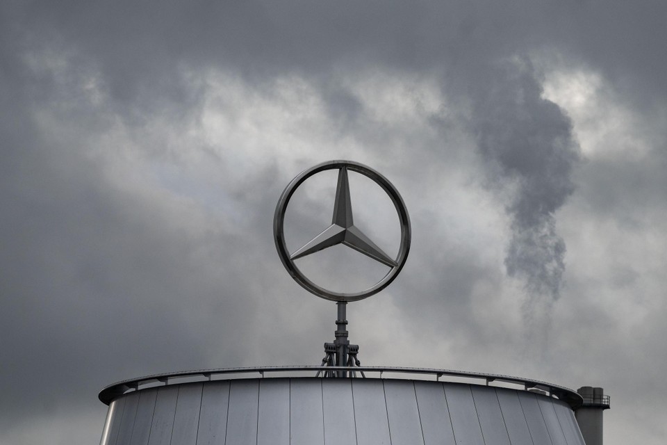 De zaak draait rond een Duitse particulier die een schadevergoeding vroeg van de Mercedes-Benz Group.