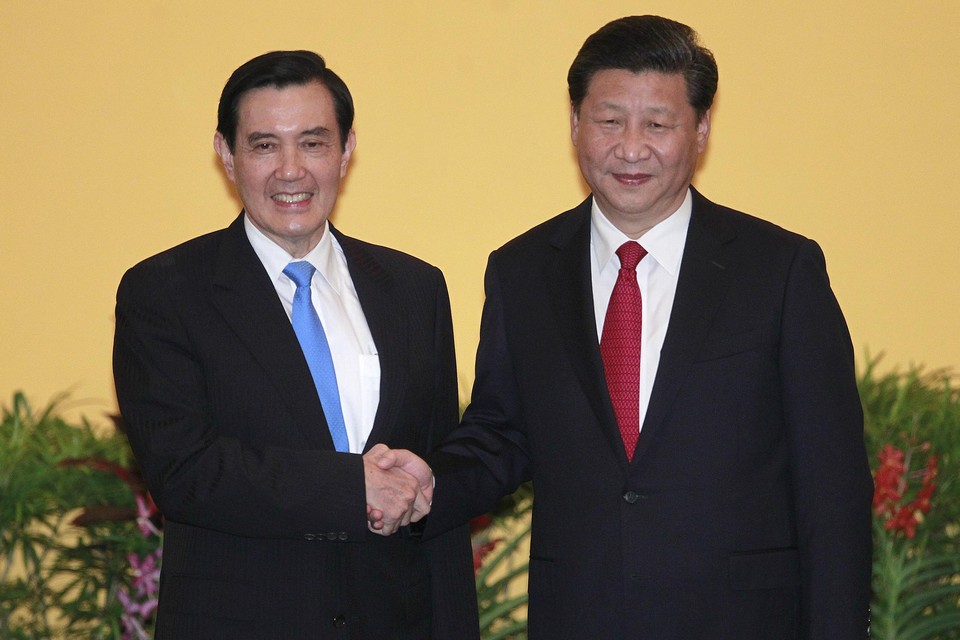 Toenmalig Taiwanees president Ma Ying-jeou en de Chinese president Xi Jinping in 2015.