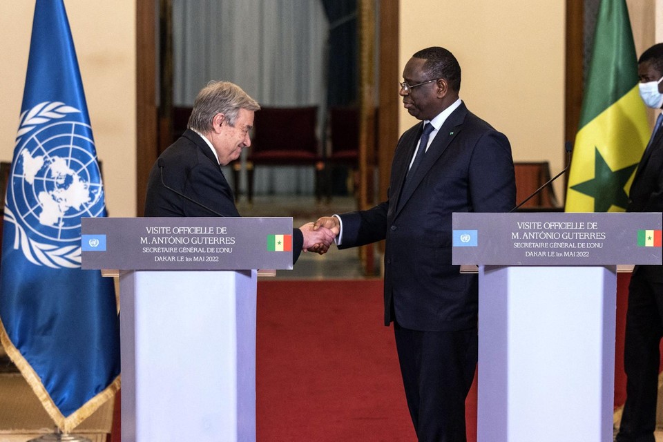 VN-baas Antonio Guterres deed de oproep tijdens zijn bezoek aan Senegal. 