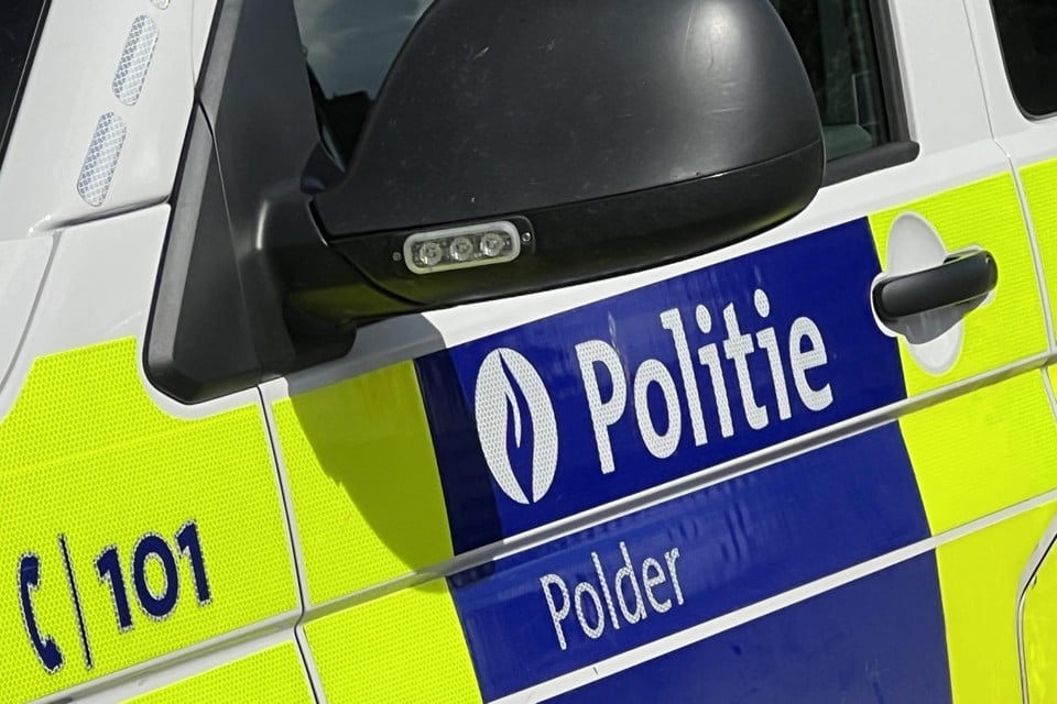 Police-striking with helicopter After director avoids drug control: 51-year-old man arrested, two passengers fled (Kortemark)