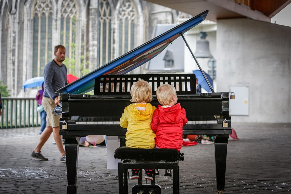 123-piano in 2015, onder de stadshal. 
