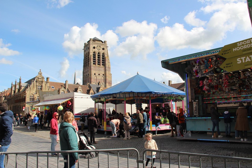 Drie dagen lang kan je op de Grote Markt genieten van een ruim aanbod van attracties.